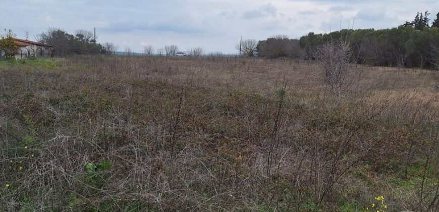 Plot for building in Nea Kalikratia, Greece, 250 meters from the beach