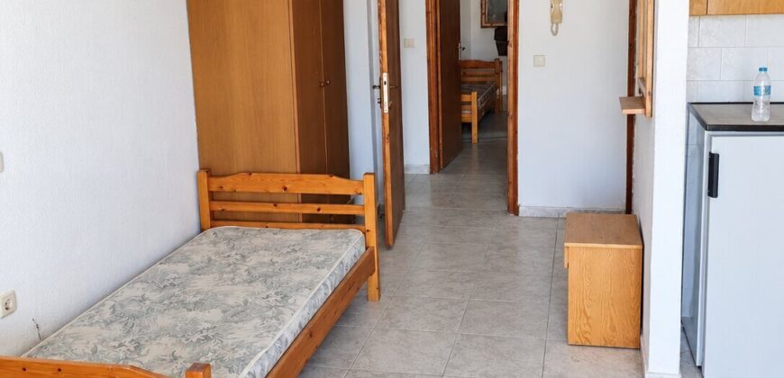 ID MI_0018  Самостоятелен имотен комплекс за продажба в Полихроно, Халкидики – на 150 метра от морето